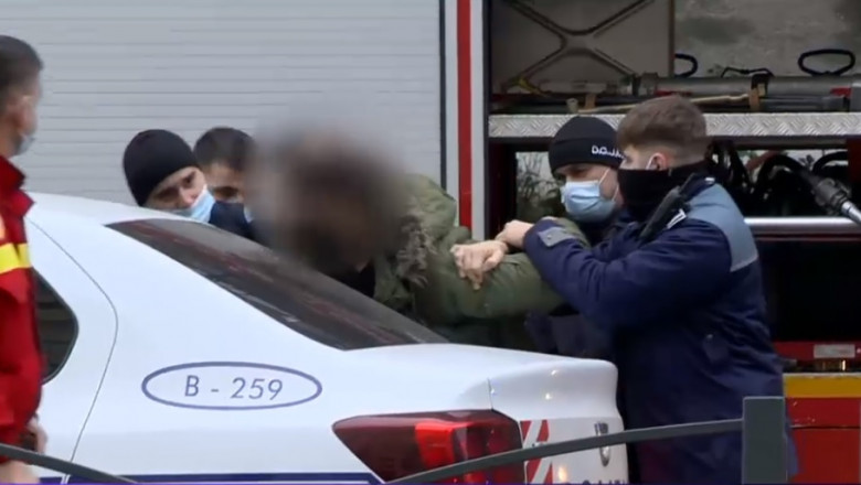 Violenţe într-e locatari, după un incendiu izbucnit într-un bloc din Bucureşti. Patru persoane, ridicate de poliţie