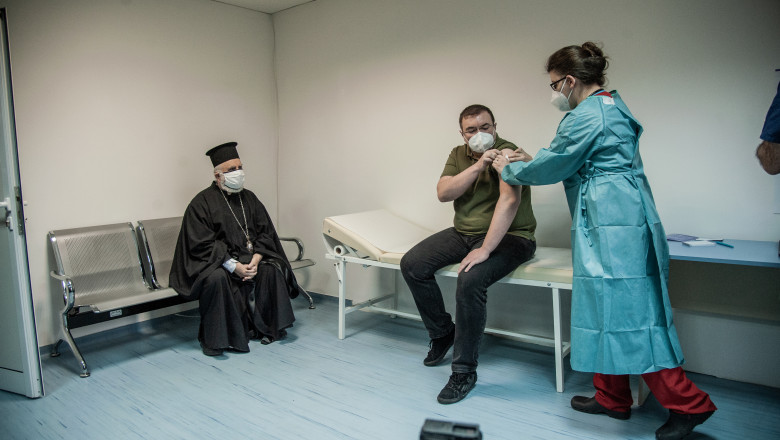Bulgaria a renunţat la strategia dezastruoasă de vaccinare în etape. Va fi imunizat anti-COVID oricine doreşte