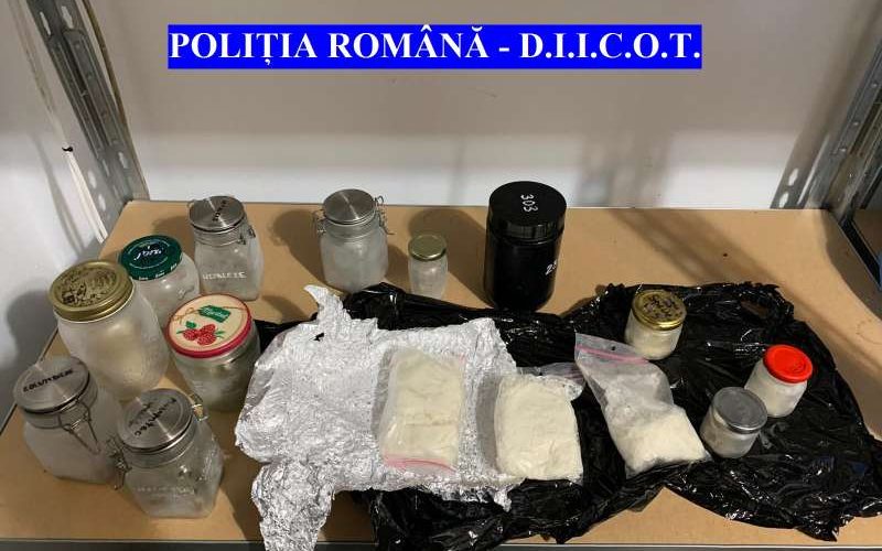 Flagrant la un bucureştean care vindea anfetamină