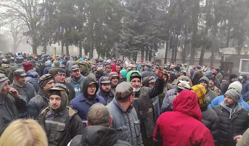 Protestele minerilor continuă