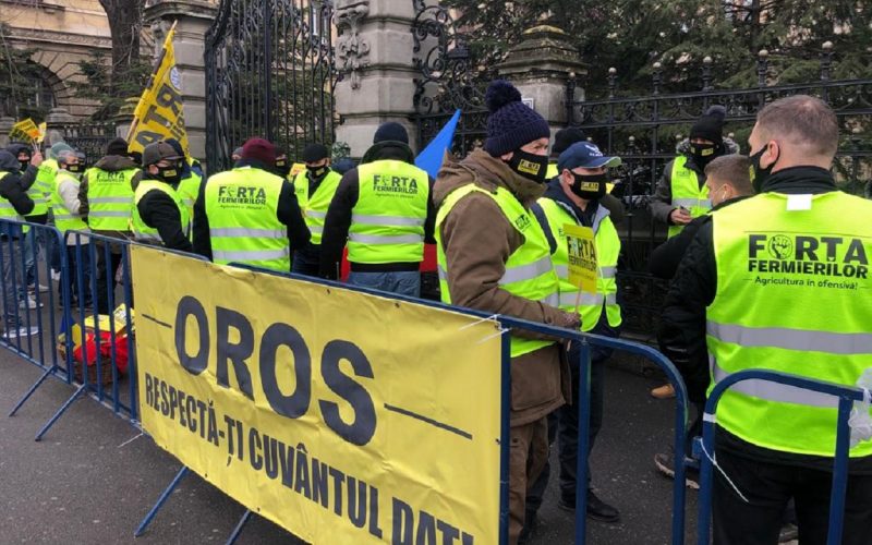 Lider al fermierilor: ”Domnul ministru Oros nu ne mai reprezintă”