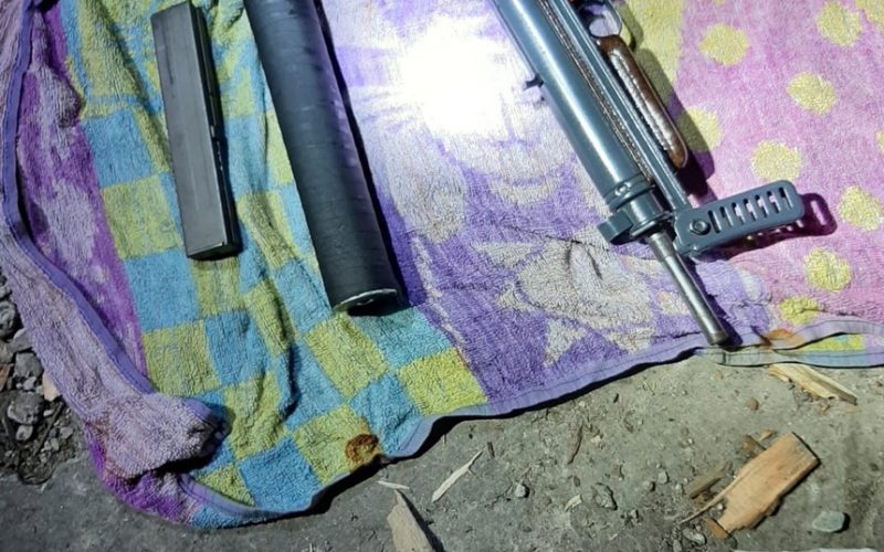 Percheziţii într-un dosar în care un bărbat ar fi formulat un denunţ mincinos pentru a beneficia de reducerea pedepsei într-un alt dosar, în care e judecat pentru trafic de droguri şi camătă. Patru persoane, duse la audieri la DIICOT Timişoara