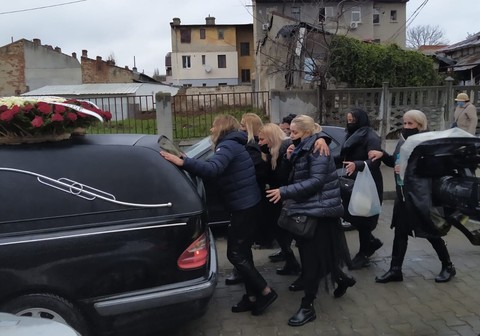 Ploieşteanu, înmormântare după protocolul Covid