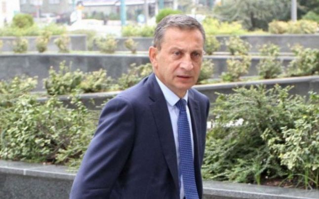 Şeful serviciului de informaţii bosniac, arestat pentru spălare de bani, falsificarea diplomelor universitare şi abuz de funcţie