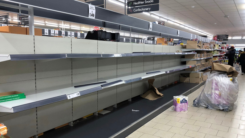 Nici urmă de carne, legume sau lapte în supermarketuri. În Marea Britanie, doar Boris Johnson a rămas optimist