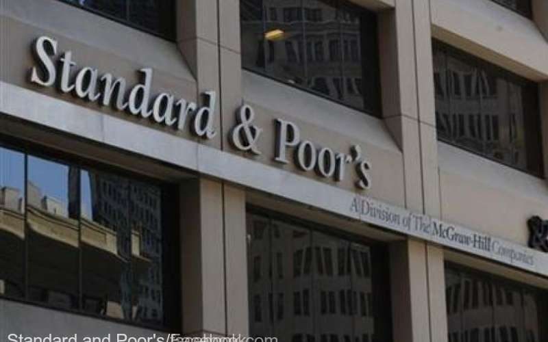 S&P a coborât perspectiva de rating a Turciei la ”negativă”