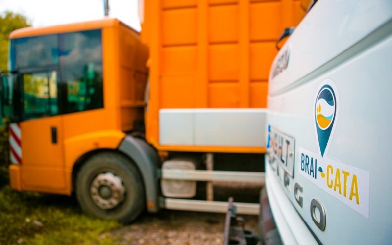 Autorităţile din Hunedoara vor solicita declararea stării de alertă, după ce firma de salubrizare a anunţat că nu va mai ridica gunoiul menajer din 61 de localităţi