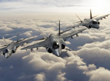 Iohannis: Avem în vedere să achiziţionăm şi avioane de ultimă generaţie F-35