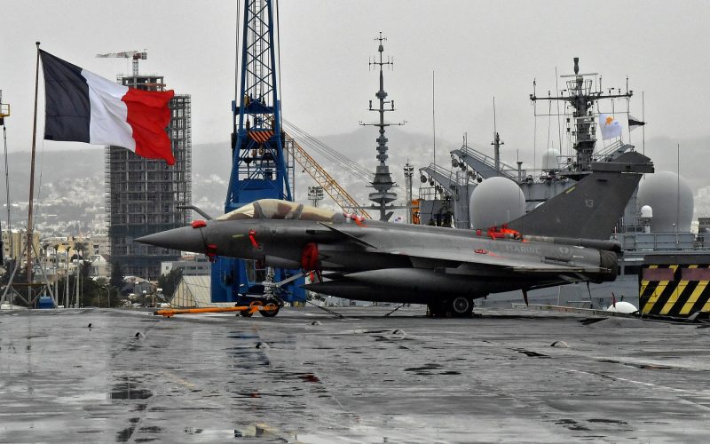 Franţa mută portavionul Charles de Gaulle în Mediterana pentru zboruri de recunoaştere deasupra ţărilor baltice şi Poloniei