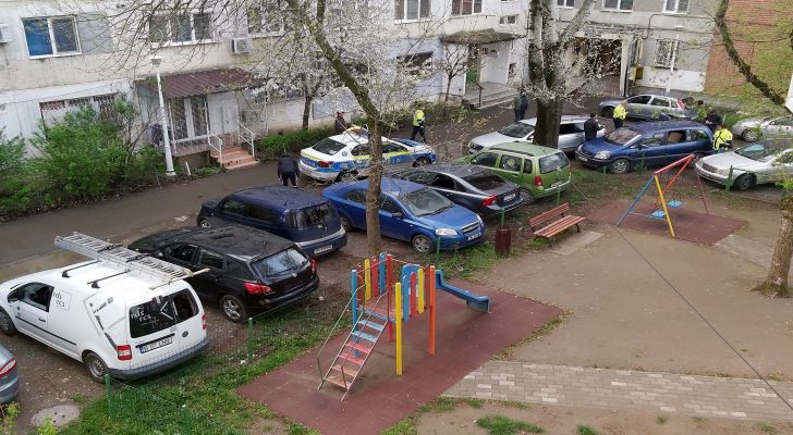 Maşini distruse într-o parcare din Timişoara