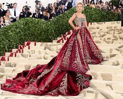Întrecere în extravaganţă la Met Gala 2022