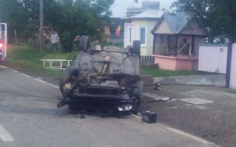 Tânăr găsit în stare de inconştienţă după un accident rutier