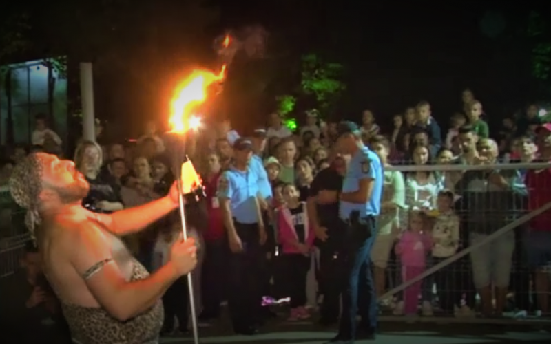 Spectacol nocturn la Grădina Zoologică din Bucov